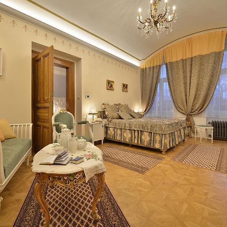 Apartman Dalia Janackovo Nabrezi Praha Bagian luar foto