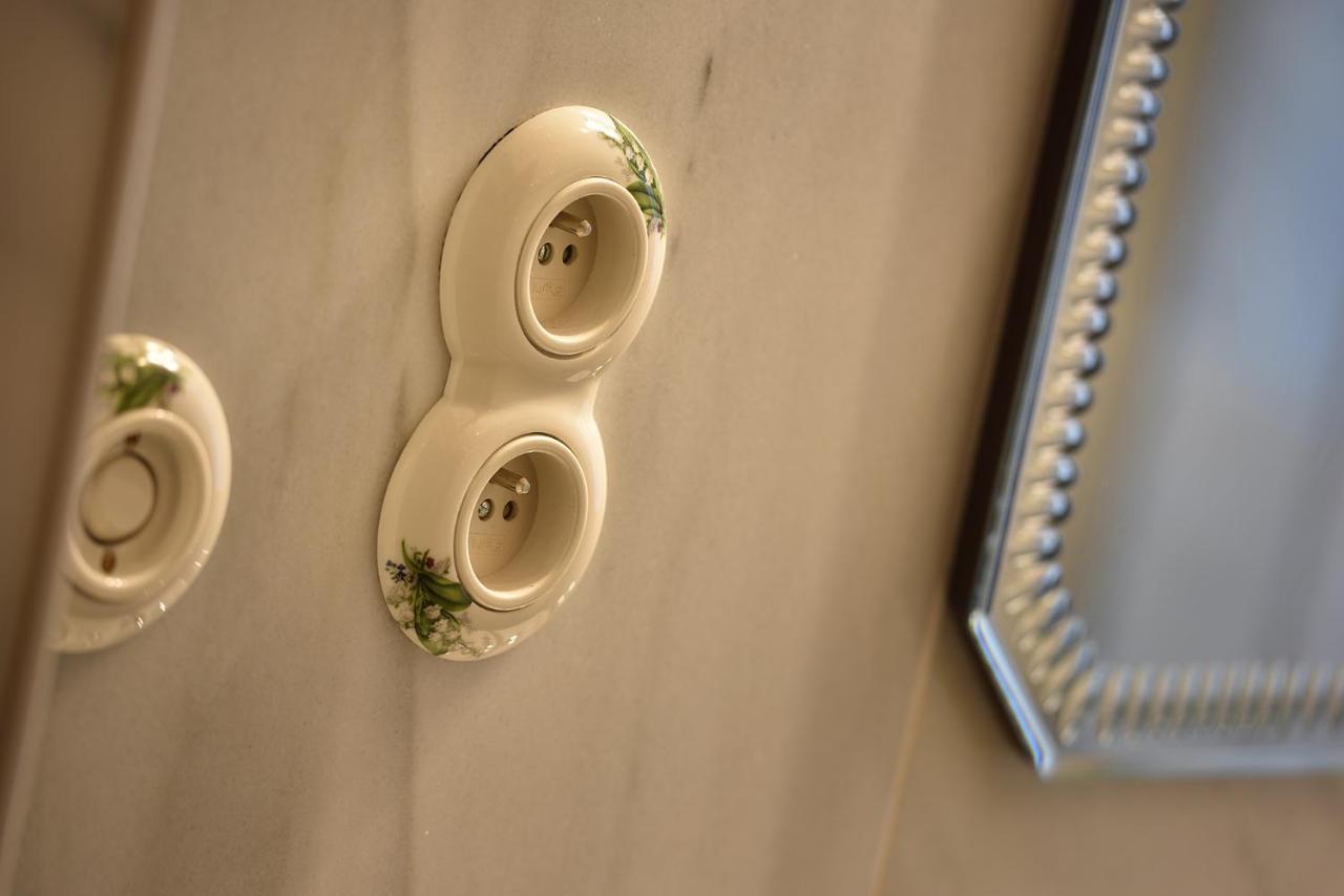 Apartman Dalia Janackovo Nabrezi Praha Bagian luar foto